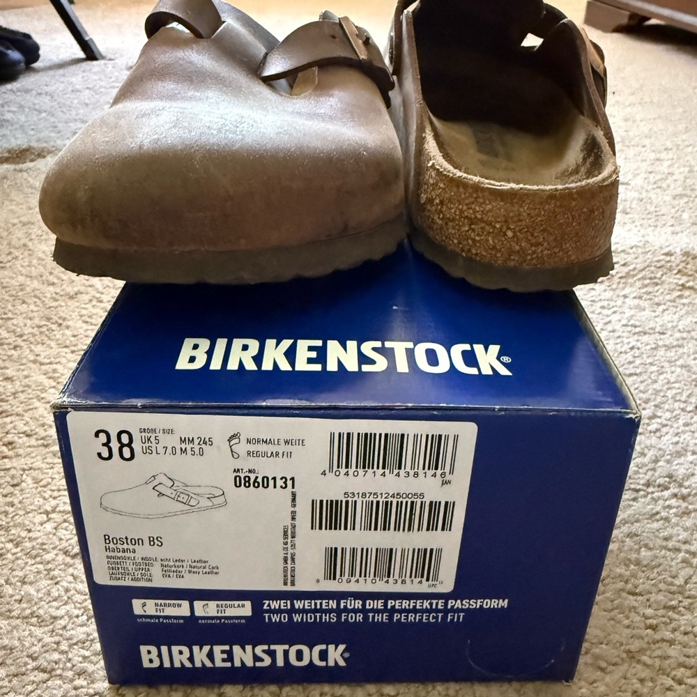 Birkenstock Boston Clogs in Classic Brown